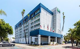 Holiday Inn Express Van Nuys Ca